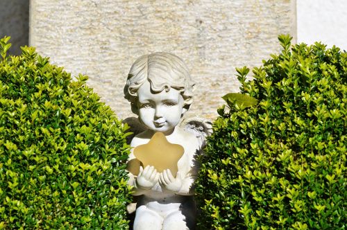 angel sculpture statue