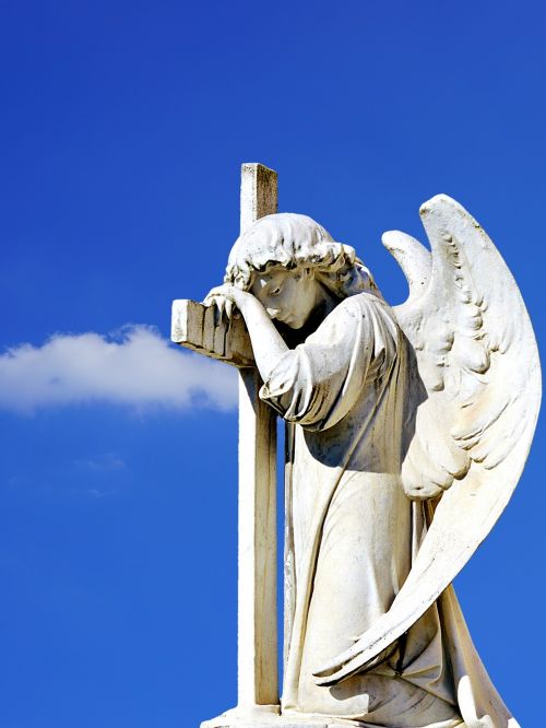 angel sculpture statue