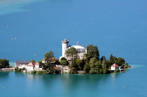 annecy lake water beauty