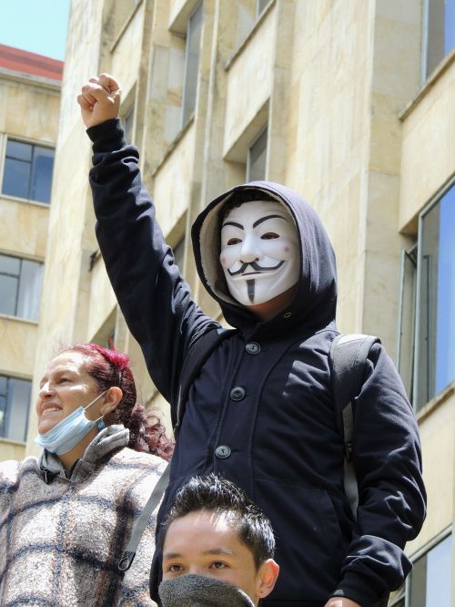 anonymous mask bogotá