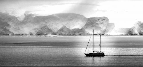 antarctica boat ship