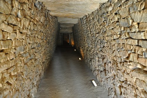 antequera  burials  dolmen