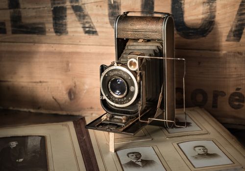 antique camera vintage