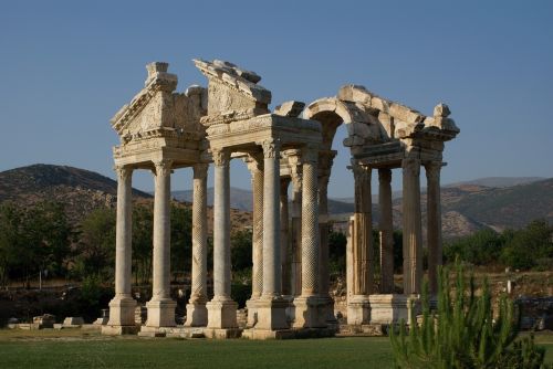 aphrodisias turkey temple of aphrodite