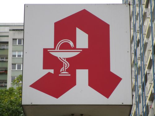 apothecke logo characters