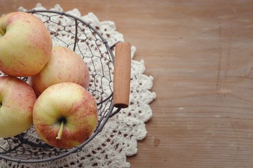 apple basket harvest