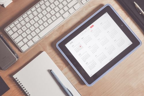 apple calendar desk