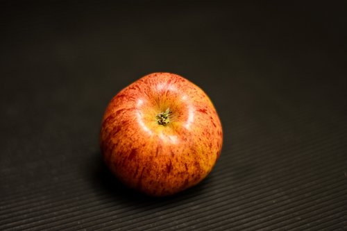 apple  apple royal  mature