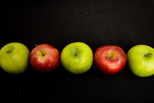 apple  healthy  delicious