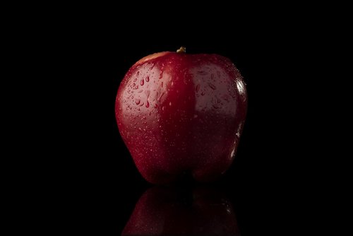 apple  red  fruit