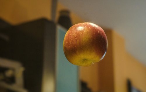 apple  levitation  floating