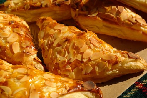 apple bags pastries puff pastry