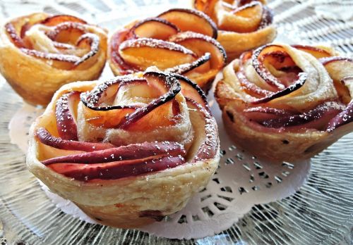 apple pastries apricots cupcake