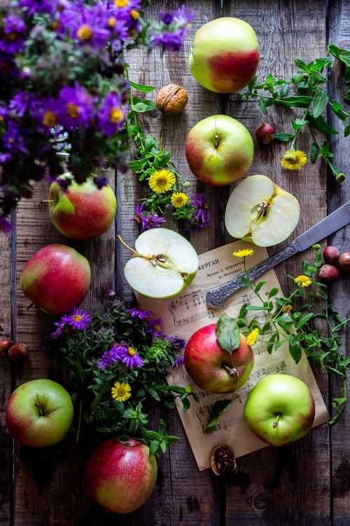 apples garden wooden desk