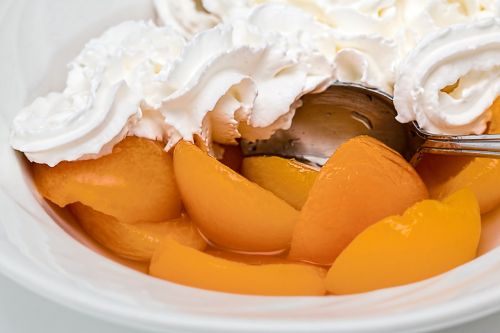 apricot fruit whipped cream