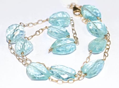 aquamarine necklace precious