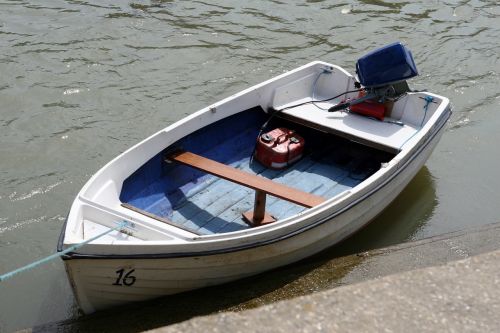 aquatic bay boat
