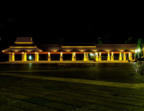 arcade temple building