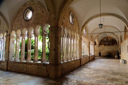 arcade cathedral dubrovnik