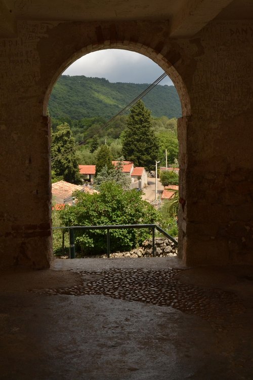 arch  view  scenery