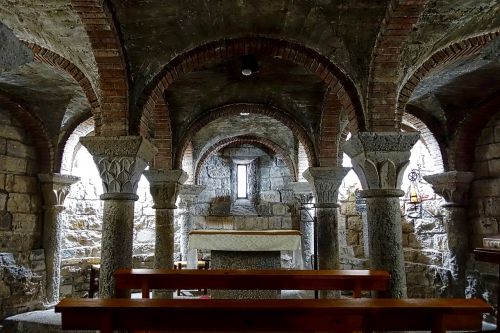 arches church presbytery