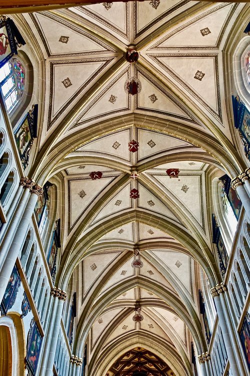 arches  ceiling  church