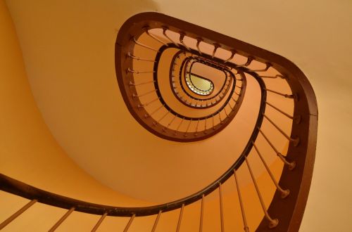 architecture trap stairwell