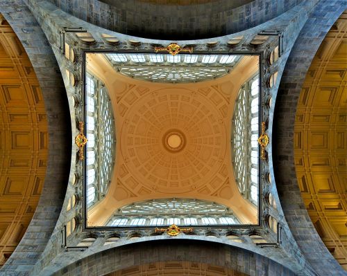 architecture ceiling ornate