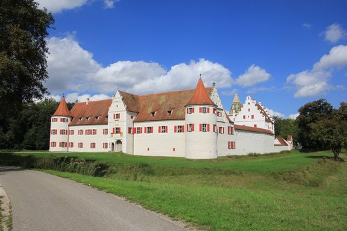 architecture  castle  hunting lodge