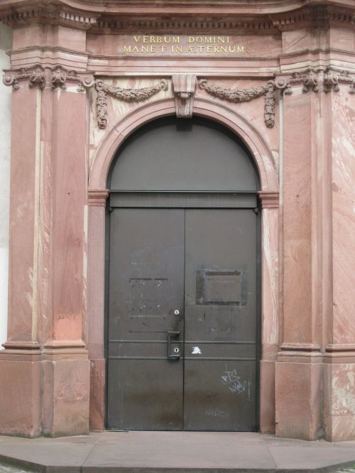 architecture door input