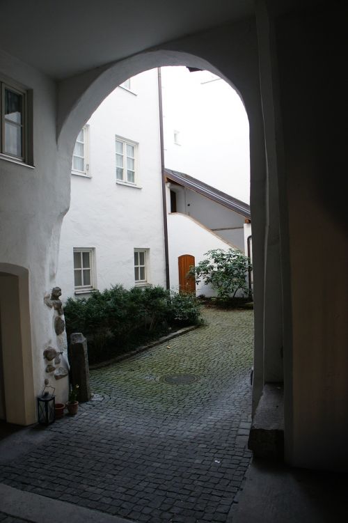 archway goal courtyard