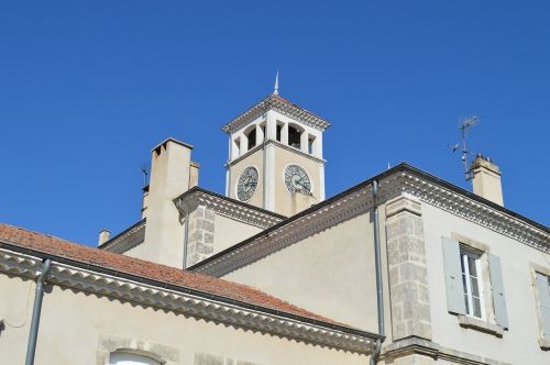 ardèche tower building