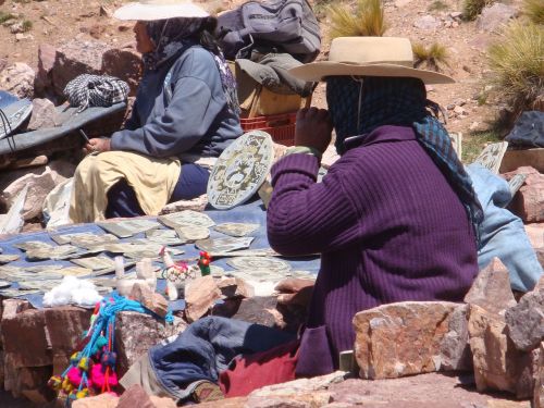 women seller argentina