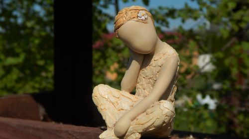 arora landscape figurine