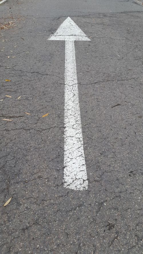 arrow road mark