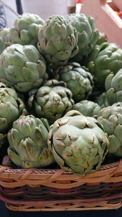 artichokes food vegetable