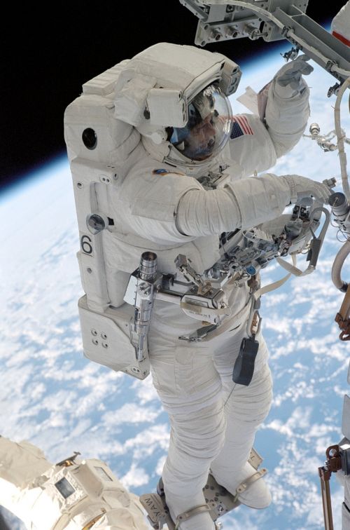 astronaut spacewalk space
