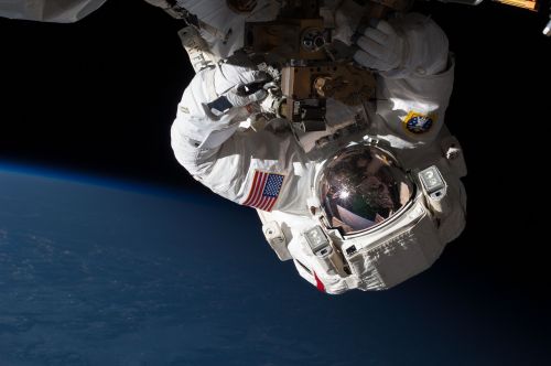 astronaut spacewalk iss