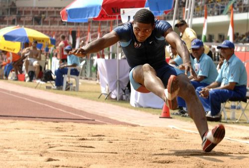 athlete long jump competition