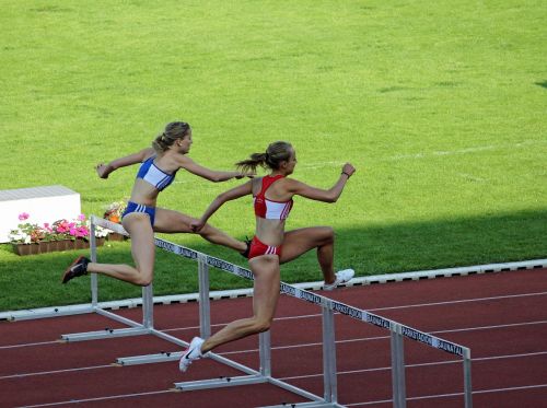 athletics women hurdles