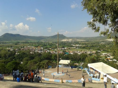 atlixco people hill