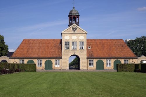 august castle castle gatehouse