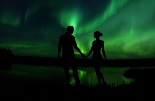 aurora  boreale  couple