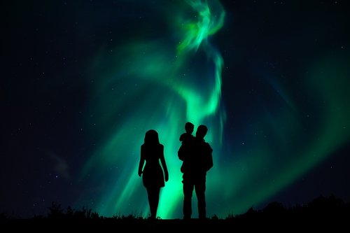 aurora borealis  couple  family