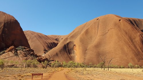 australia  rock  mountains