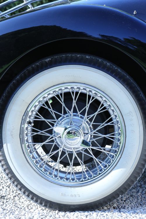 auto wheel vintage