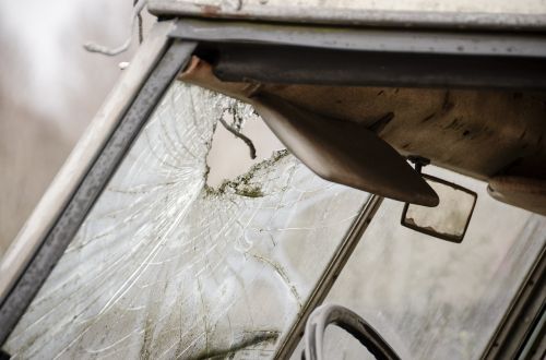 auto disc glass breakage