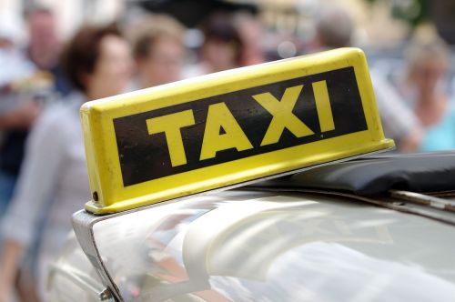 auto taxi taxi sign