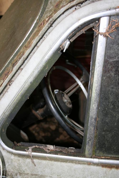auto old rust