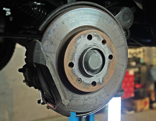 auto repair workshop brake disc